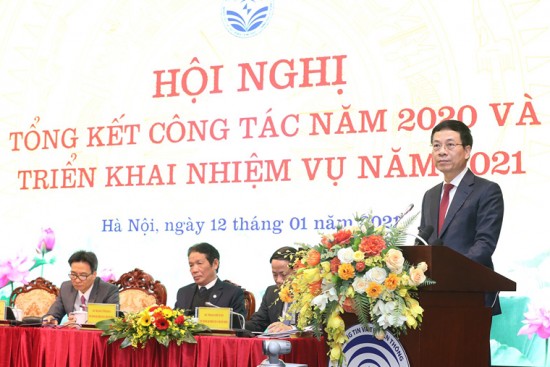 Chủ tịch Nguyễn Kim Hùng tham dự hội nghị “Chương trình hỗ trợ doanh nghiệp SMEs chuyển đổi số 2021 - 2025”