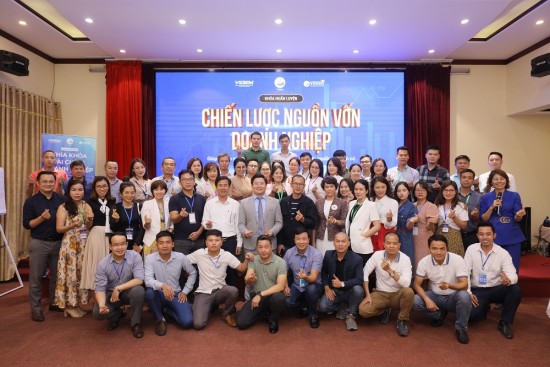 Công ty cổ phần tái cấu trúc doanh nghiệp Việt Verco tổ chức thành công Khoá huấn luyện “Chiến lược nguồn vốn Doanh nghiệp” tại Hà Nội.