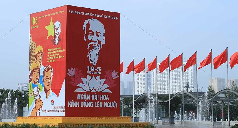 Kỷ niệm 130 năm ngày sinh nhật Bác cùng nhau thi đua học tập và làm theo tấm gương đạo đức Hồ Chí Minh