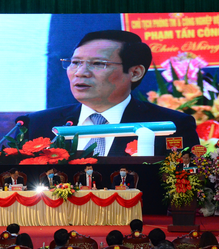 Bí thư Đảng đoàn, Chủ tịch Phòng Thương mại và Công nghiệp Việt Nam Phạm Tấn Công, phát biểu tại Đại hội