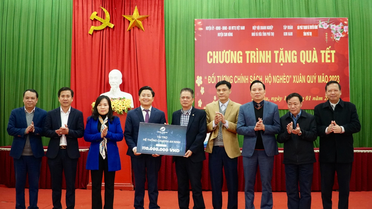 Kim Nam Group tham gia chương trình Tặng quà tết Quý Mão 2023 tại tỉnh Phú Thọ